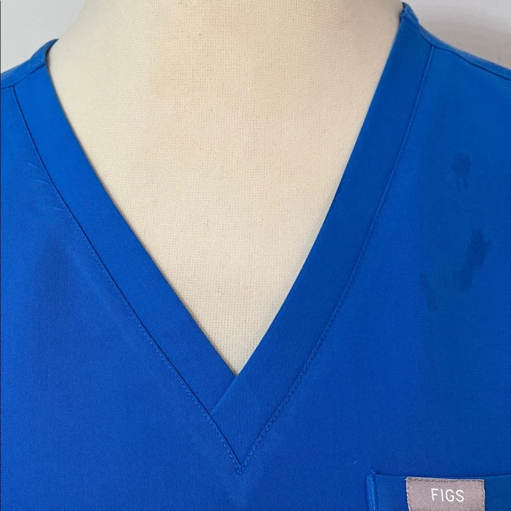Figs Royal Blue V-Neck Short Sleeve Top Size XXL Technical Collection - Picture 3 of 7